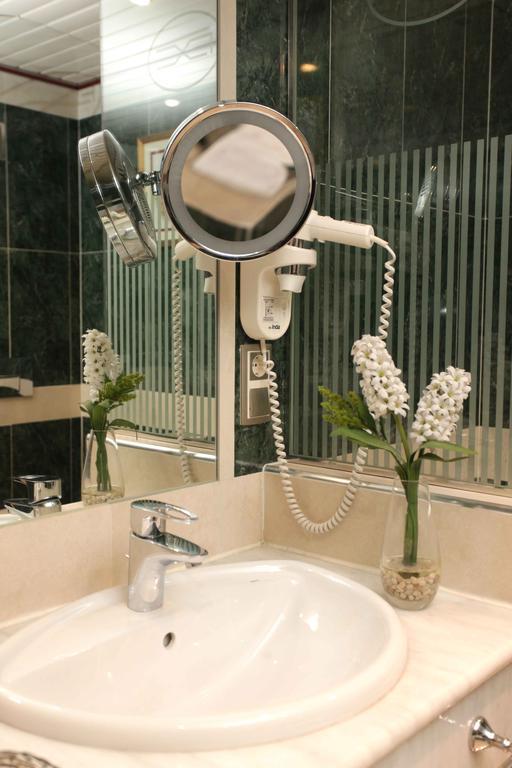 Hotel Foxa 4*